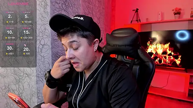 Snapshot of IanGilbert chatting on February 17, 9:54 pm IanGilbert online show from February 17, 9:54 pm