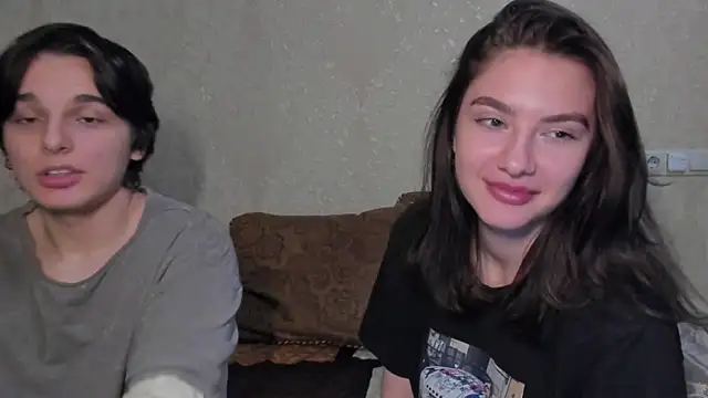 muuur fam online show from October 4, 5:44 pm