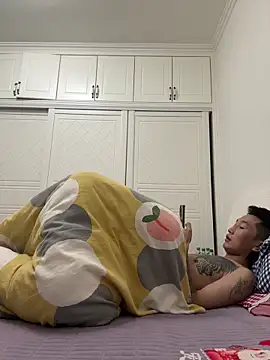 YJBJ258258 online show from November 17, 10:26 pm