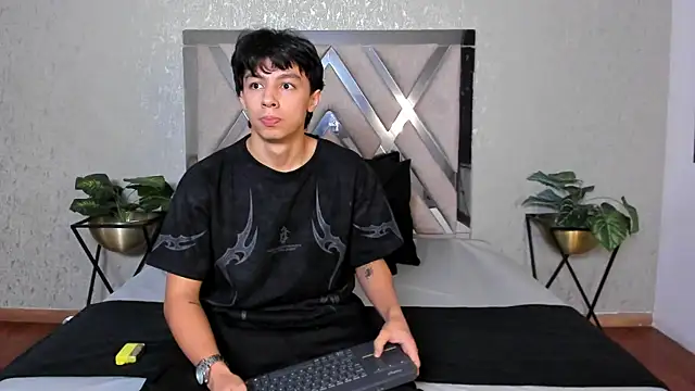 Tyler durten online show from October 22, 3:07 am