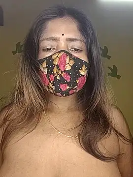 Love143A online show from February 18, 4:08 am