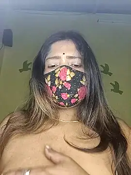 Love143A online show from February 19, 3:46 am