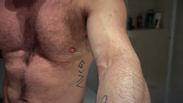 Snapshot of Sir_box chatting on September 15, 10:59 am Sir box online show from September 15, 10:59 am