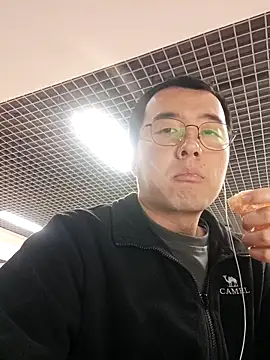 Snapshot of nnnnnan9527 chatting on February 25, 6:45 am nnnnnan9527 online show from February 25, 6:45 am