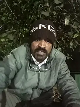 Snapshot of Mr_xxx007@xh chatting on January 17, 2:44 pm Mr xxx007xh online show from January 17, 2:44 pm