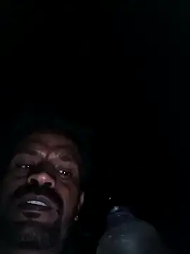 Snapshot of Mr_xxx007@xh chatting on February 8, 1:36 pm Mr xxx007xh online show from February 8, 1:36 pm