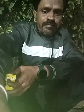 Snapshot of Mr_xxx007@xh chatting on February 14, 2:58 pm Mr xxx007xh online show from February 14, 2:58 pm