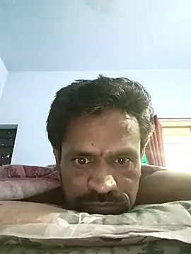 Snapshot of Mr_xxx007@xh chatting on March 21, 11:04 am Mr xxx007xh online show from March 21, 11:04 am