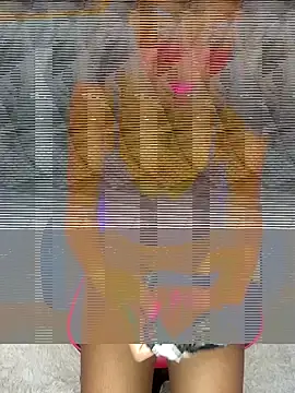 Snapshot of WildKavya chatting on September 13, 3:45 pm WildKavya online show from September 13, 3:45 pm