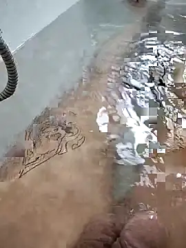 Snapshot of Ericketaurore chatting on September 14, 2:16 pm Ericketaurore online show from September 14, 2:16 pm