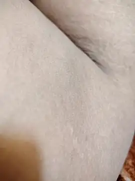 Snapshot of Hot_pooja55 chatting on February 10, 4:44 pm Hot pooja55 online show from February 10, 4:44 pm