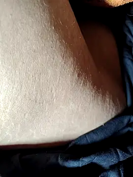 Snapshot of Hot_pooja55 chatting on February 22, 10:47 am Hot pooja55 online show from February 22, 10:47 am