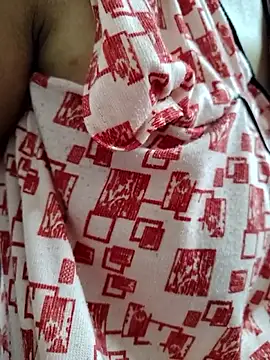 Hot pooja55 online show from April 14, 8:20 am