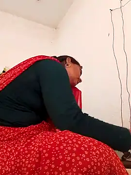 Snapshot of Suhani_hot12 chatting on February 5, 7:02 am Suhani hot12 online show from February 5, 7:02 am