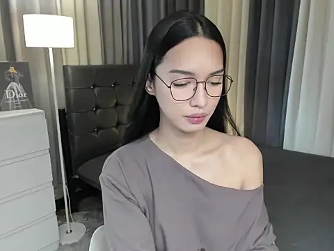 Blaire Samantha online show from December 5, 7:06 am