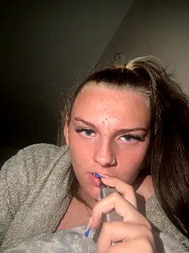 Snapshot of Summer21k chatting on September 18, 1:51 am Summer21k online show from September 18, 1:51 am