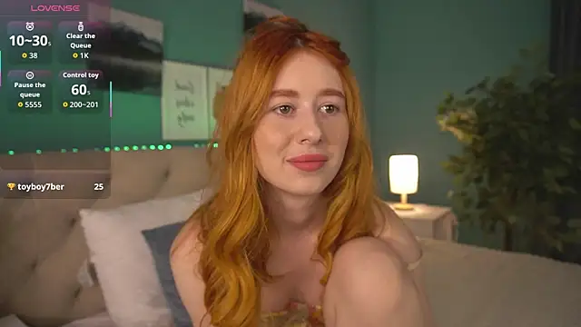 Lisafoxy  online show from March 18, 12:03 am