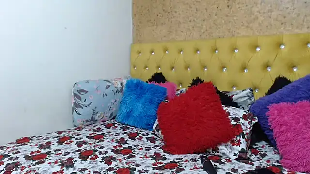 SexyBootie online show from March 16, 7:07 pm