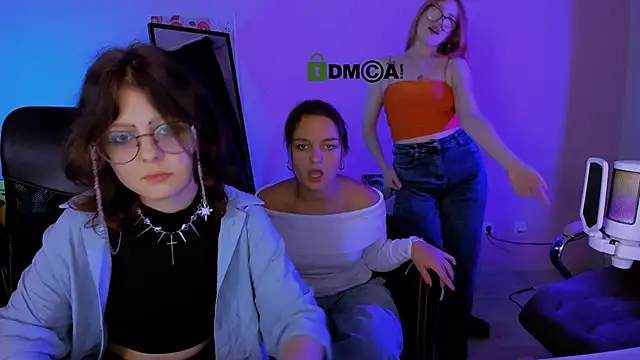 samanta hotty online show from October 11, 7:01 pm