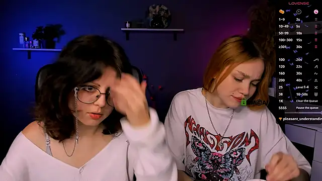 samanta hotty online show from October 15, 7:14 pm