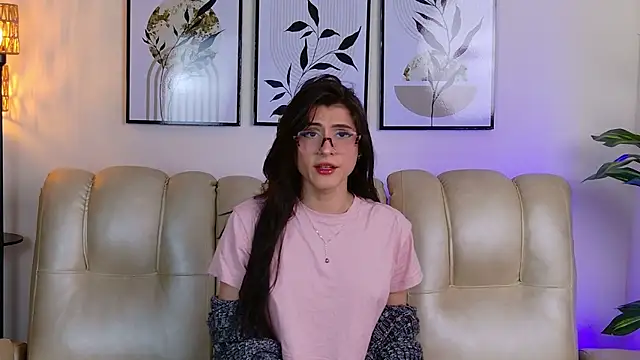 Violeta Foxz online show from October 8, 7:44 pm