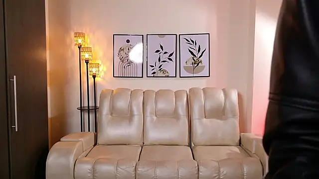 Violeta Foxz online show from November 25, 7:14 pm