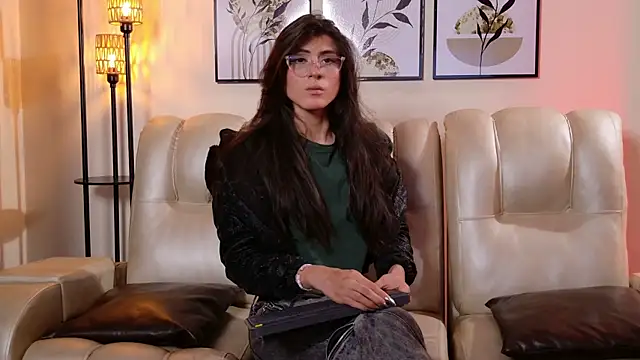 Violeta Foxz online show from January 9, 7:37 pm