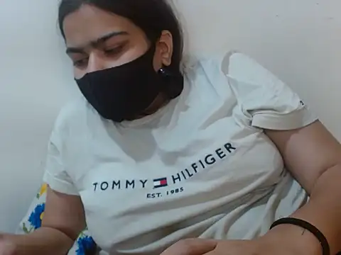 Nataliya Singh online show from March 2, 7:15 am