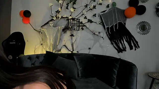 Snapshot of lia__harry chatting on October 24, 8:27 pm lia harry online show from October 24, 8:27 pm