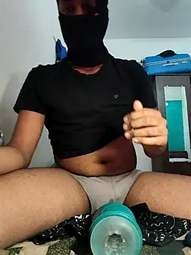 Snapshot of adro125 chatting on November 1, 6:15 am adro125 online show from November 1, 6:15 am