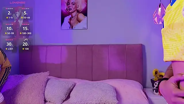 ela petit online show from March 26, 7:30 pm