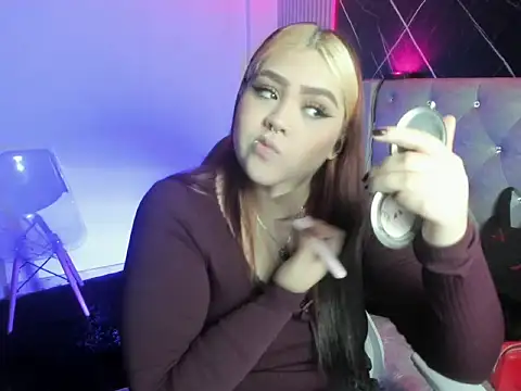 im bunny   online show from November 27, 11:56 am