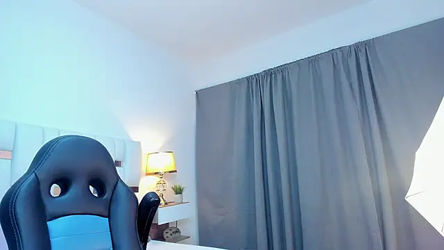 Snapshot of iamCharlotte19 chatting on July 24, 7:45 pm iamCharlotte19 online show from July 24, 7:45 pm