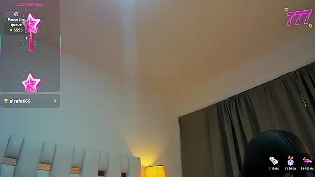 Snapshot of iamCharlotte19 chatting on July 28, 7:26 pm iamCharlotte19 online show from July 28, 7:26 pm