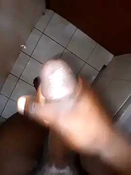 Snapshot of NaughtyBen10 chatting on February 3, 9:47 am NaughtyBen10 online show from February 3, 9:47 am