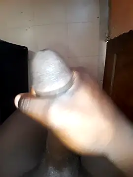 Snapshot of NaughtyBen10 chatting on March 19, 9:24 am NaughtyBen10 online show from March 19, 9:24 am