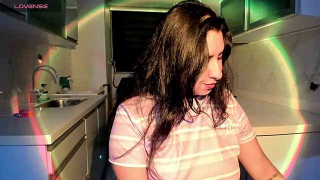 alice coopperx online show from April 17, 8:50 am