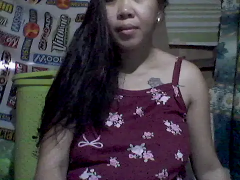 Snapshot of maypah chatting on April 6, 12:30 am maypah online show from April 6, 12:30 am