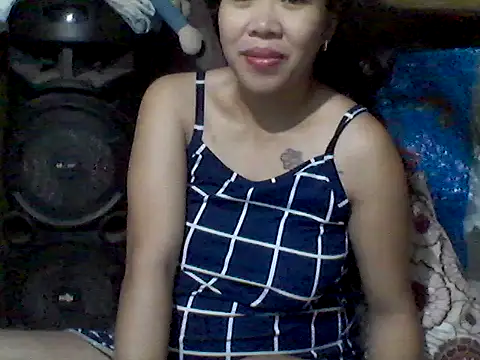 Snapshot of maypah chatting on April 10, 11:53 pm maypah online show from April 10, 11:53 pm