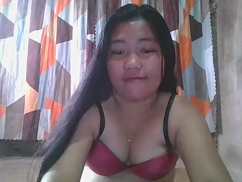 Snapshot of nikki_zapphire chatting on March 12, 3:34 am nikki zapphire online show from March 12, 3:34 am