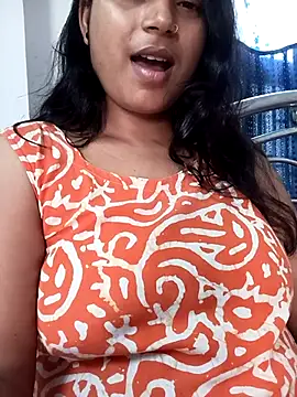 Snapshot of Hot-Jasmin chatting on September 28, 1:33 am Hot-Jasmin online show from September 28, 1:33 am