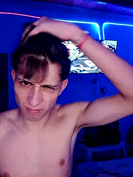 Snapshot of matiatr1112 chatting on October 22, 3:07 am matiatr1112 online show from October 22, 3:07 am