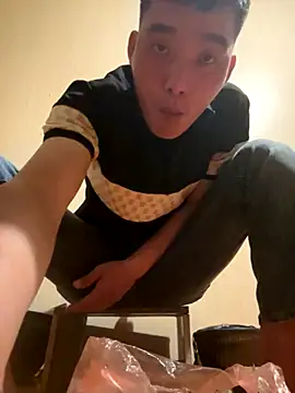 Snapshot of Chao_xxx chatting on October 19, 5:02 pm Chao xxx online show from October 19, 5:02 pm