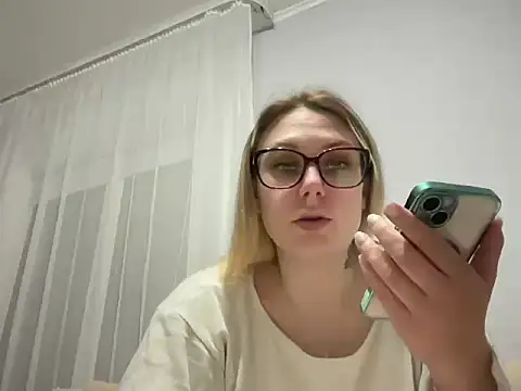 NikexPretty online show from April 3, 6:28 pm