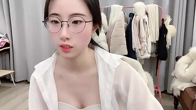 Freya7777 online show from January 15, 2:32 pm