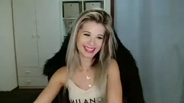 KristineGlow online show from November 5, 7:14 pm