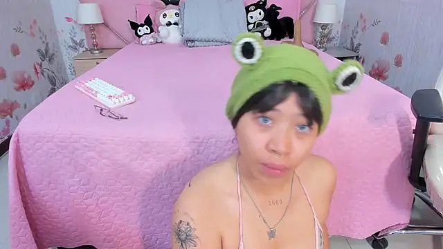 SafiroAgataaa online show from November 20, 3:18 am