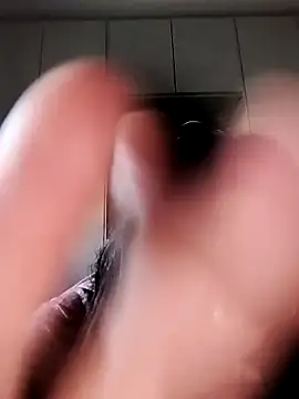 Snapshot of caldaevogliosa81 chatting on October 6, 9:18 am caldaevogliosa81 online show from October 6, 9:18 am