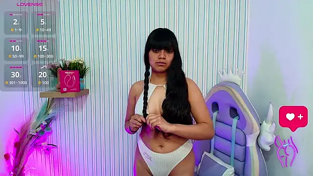 Snapshot of kataleya__18 chatting on June 6, 12:54 pm kataleya 18 online show from June 6, 12:54 pm