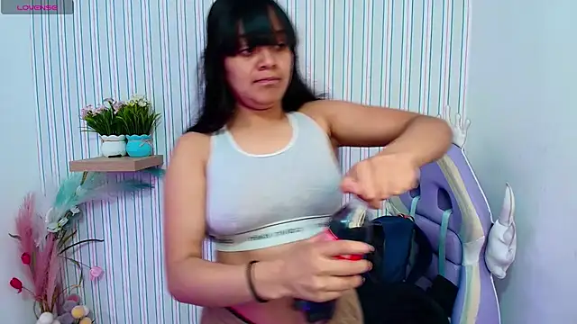 Snapshot of kataleya__18 chatting on June 17, 7:48 pm kataleya 18 online show from June 17, 7:48 pm